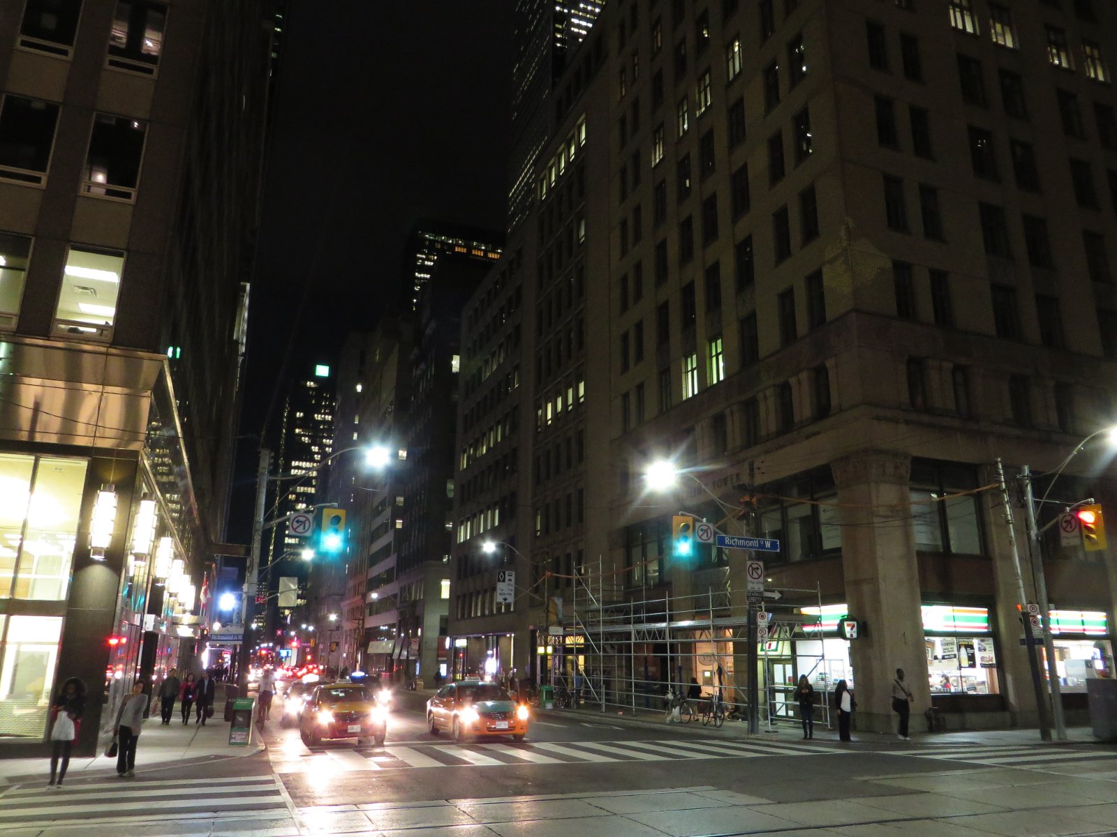 Canadian Startup Success Stories: What Shopify, Clio, Cohere and Others Actually Teach