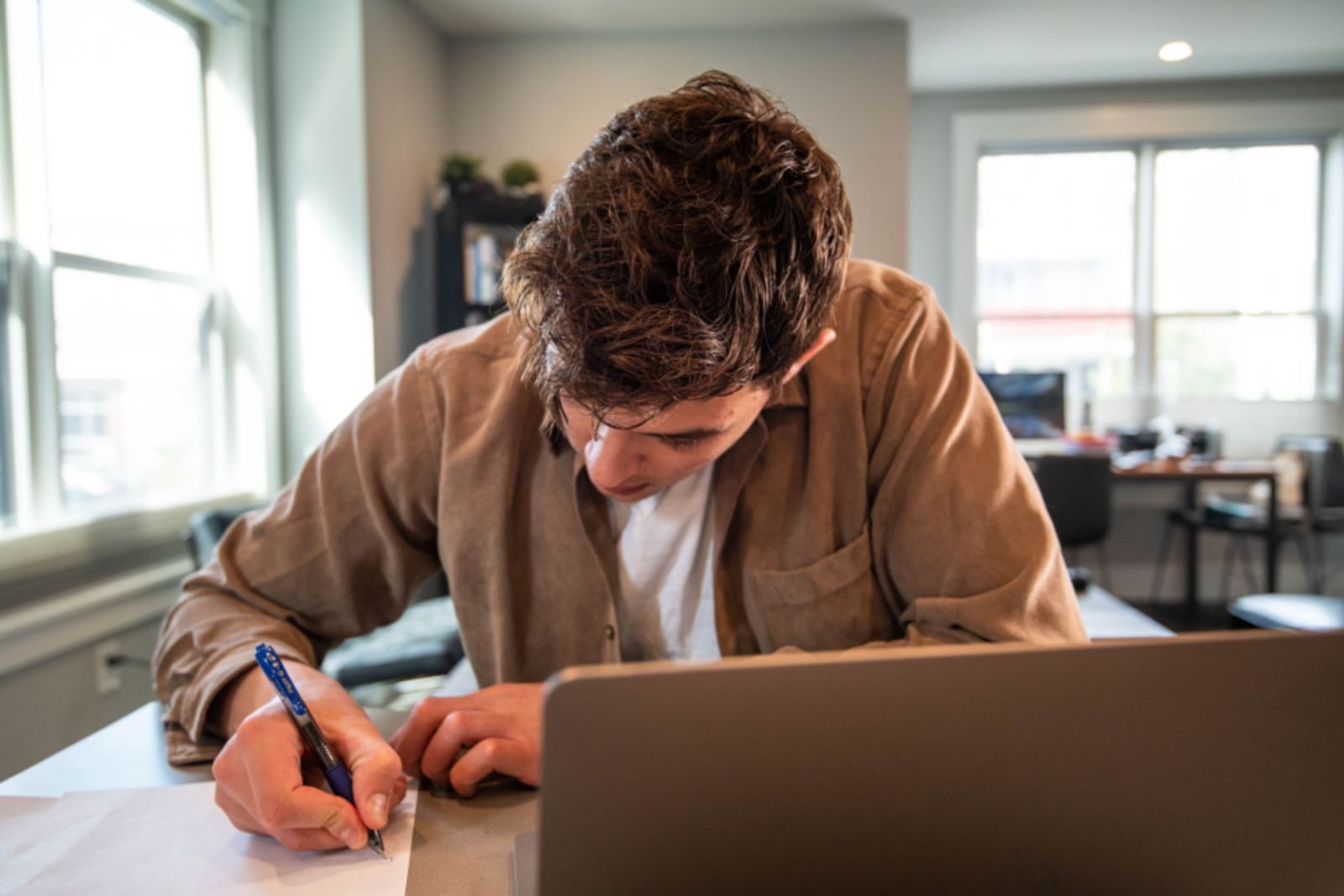Remote, Hybrid or Back to the Office? What the Data Actually Says